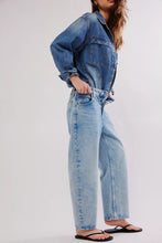 Load image into Gallery viewer, Free People We The Free Deep Trance Dropped Boyfriend Jeans/Sweet Dreams