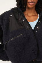 Load image into Gallery viewer, Free People Hit The Slopes Fleece Jacket/Black