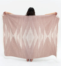 Load image into Gallery viewer, Tofino Towel Co Voyager Rosewood