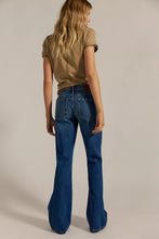 Load image into Gallery viewer, Free People We The Free West Coast Relaxed Flare Jeans/Humble