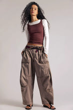Load image into Gallery viewer, Free People We The Free Onset Pull-On Cargo Pants /Dusted Cocoa