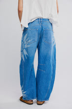 Load image into Gallery viewer, Free People We The Free Good Luck Printed Barrel Jeans/Sun Fade