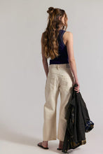 Load image into Gallery viewer, Free People We The Free Minimalist Moxie BarrelJeans/Dusty Roads