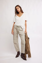 Load image into Gallery viewer, Free People We The Free Moxie Low-Slung BarrelJeans/Jetty