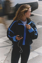 Load image into Gallery viewer, Free People Mountain High Fleece Jacket/Black Combo