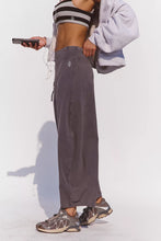 Load image into Gallery viewer, Free People Hot Shot Easy Pants /Vintage Black