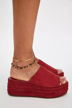 Load image into Gallery viewer, Free People Harbor Flatform Sandals/Cherry Cola