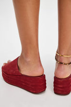 Load image into Gallery viewer, Free People Harbor Flatform Sandals/Cherry Cola