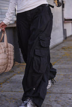 Load image into Gallery viewer, Free People Charmer Utility Pants/Black