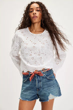 Load image into Gallery viewer, Free People We The Free Now Or Never Denim Shorts /Sunsational