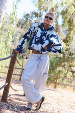 Load image into Gallery viewer, Free People Mountain High Printed Half-Zip Fleece /Wild Horses Navy Combo