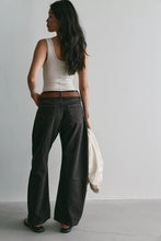 Load image into Gallery viewer, Free People We The Free Golden Hour Trouser Jeans/Espresso