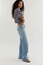 Load image into Gallery viewer, Free People We The Free Fable Low-Rise Twisted Bowed Jeans/Art School