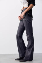 Load image into Gallery viewer, Free People We The Free Double Knot High-Rise Vegan Straight Bootcut Jeans/Blavk