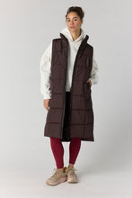 Load image into Gallery viewer, Free People On The Move Packable Puffer Vest/Chocolate