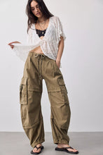 Load image into Gallery viewer, Free People We The Free Reef Curved Twill Cargo Pants/Aloe