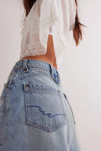 Load image into Gallery viewer, Free People We The Free Suzy Denim Midi Skirt/Sun Stoned Blue