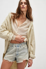 Load image into Gallery viewer, Free People We The Free Now Or Never Denim Shorts/Well Worn