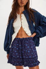 Load image into Gallery viewer, Free People Cambridge Printed Pull-On Shorts/Navy Combo