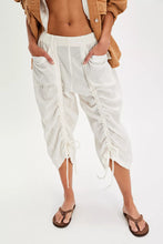 Load image into Gallery viewer, Free People Gianna Ruched Gaucho Pull-On Pants /Optic White