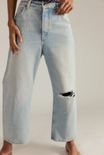 Load image into Gallery viewer, Free People We The Free Deep Trance Dropped Boyfriend Jeans/ Bleached Out