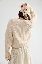 Load image into Gallery viewer, Free People Low Tide Crew Neck Knit Pullover /Marshmallow