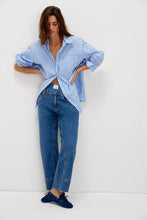 Load image into Gallery viewer, Free People We The Free Risk Taker Mid-Rise Jeans/Be Bold