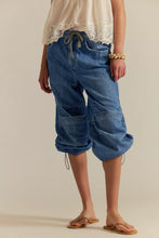 Load image into Gallery viewer, Free People We The Free Logan Cinched Cargo Jeans/Harper