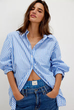 Load image into Gallery viewer, Free People Sabine Striped Articulated Shirt/Oxford Stripe - Blue Combo