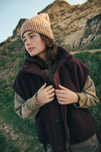 Load image into Gallery viewer, Free People Scout It Out Fleece Vest/Navy