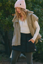 Load image into Gallery viewer, Free People Scout It Out Fleece Vest/Sage Stone