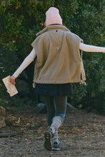 Load image into Gallery viewer, Free People Scout It Out Fleece Vest/Sage Stone