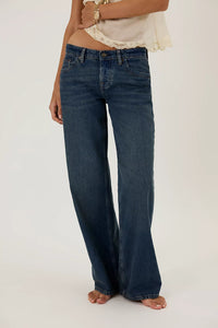 Free People We The Free Tennessee Low Rise Boyfriend Jeans/Outlaw