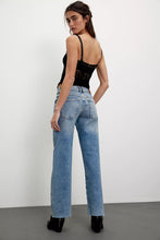 Load image into Gallery viewer, Free People We The Free Risk Taker Mid-Rise Jeans /Mantra