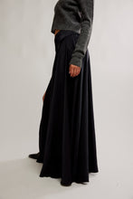 Load image into Gallery viewer, Free People Chilco Maxi Skirt/Black