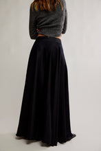 Load image into Gallery viewer, Free People Chilco Maxi Skirt/Black