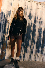 Load image into Gallery viewer, Free People Care FP On The Run Lightweight Pullover/Black