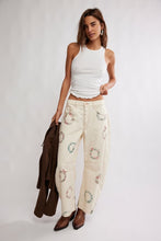 Load image into Gallery viewer, Free People We The Free Good Luck Printed Barrel Jeans/Watercolour Wreath