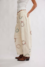 Load image into Gallery viewer, Free People We The Free Good Luck Printed Barrel Jeans/Watercolour Wreath