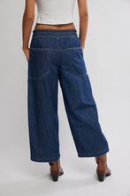 Load image into Gallery viewer, Free People We The Free Easy Peasy Pull-On Jeans/Cruise Control