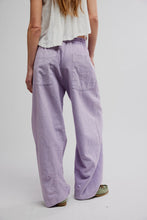 Load image into Gallery viewer, Free People Chambers Laid Back Pull On Pants/Orchid Hush