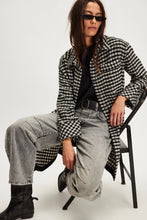 Load image into Gallery viewer, Free People We The Free Get Around Houndstooth Shirt/Black +White