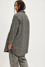 Load image into Gallery viewer, Free People We The Free Get Around Houndstooth Shirt/Black +White