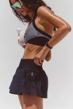 Load image into Gallery viewer, Free People Get Your Flirt On Shorts/Black