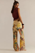 Load image into Gallery viewer, Free People We The Free Tinsley Printed Jeans/Beach Scene