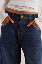 Load image into Gallery viewer, Free People We The Free Good Luck Mid-Rise Barrel Jeans/Deep End