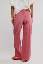 Load image into Gallery viewer, Free People We The Free Nia Boyfriend Jeans/Baroque
