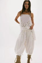 Load image into Gallery viewer, Free People Calle Balloon Crop Pull-On Pants/Tofu