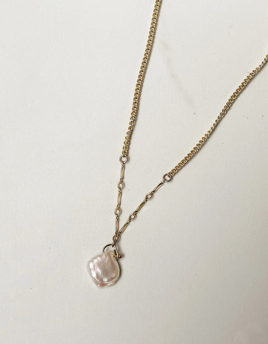 Raquel Coast Necklace