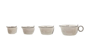 Stoneware measuring cups white